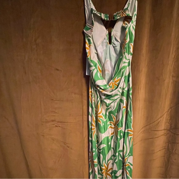 ASTR Maxi Dress - Picture 3 of 5